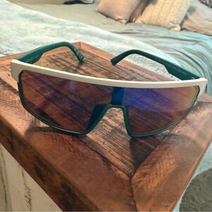 Body Glove Green and White Sunglasses running workout